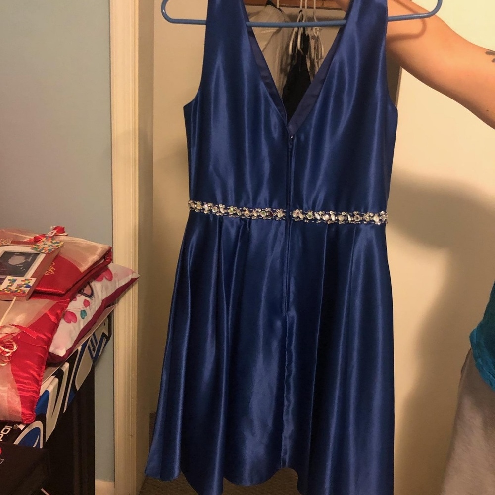 Prom dress - Picture 2 of 3